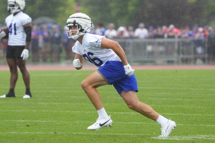 Buffalo Bills tight end Dalton Kincaid (86) runs a route during training camp.