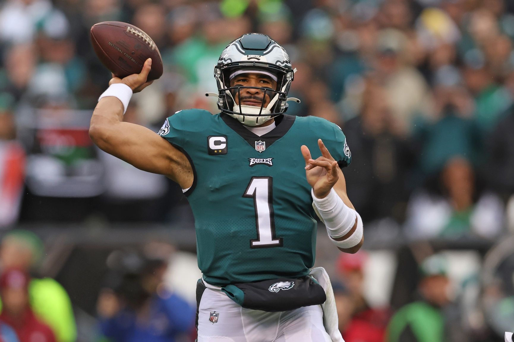 Jalen Hurts (1) throws a pass during the first quarter against the San Francisco 49ers in the NFC Championship game at Lincoln Financial Field.