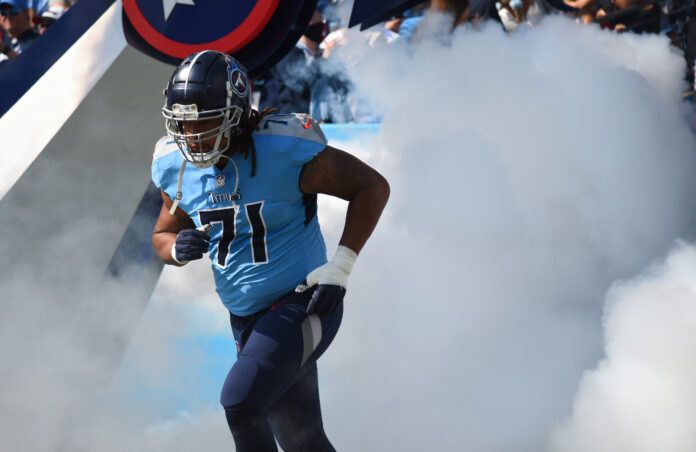 Tennessee Titans offensive tackle Kendall Lamm (71) takes the field before the game against the Kansas City Chiefs at Nissan Stadium.