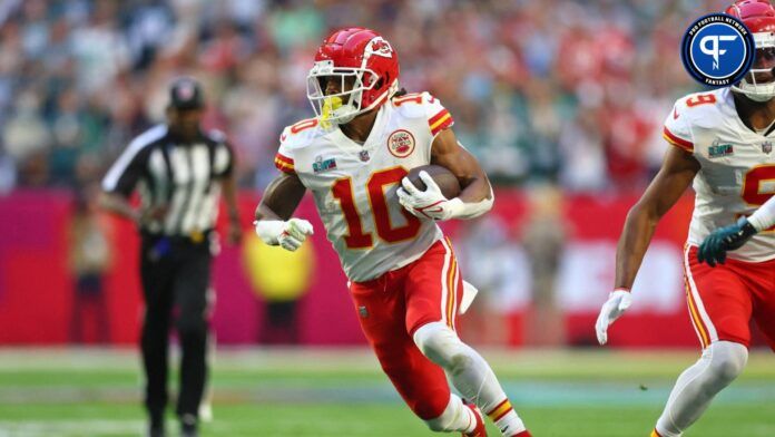 Kansas City Chiefs RB Isiah Pacheco (10) runs with the balla against the Philadelphia Eagles in the Super Bowl.