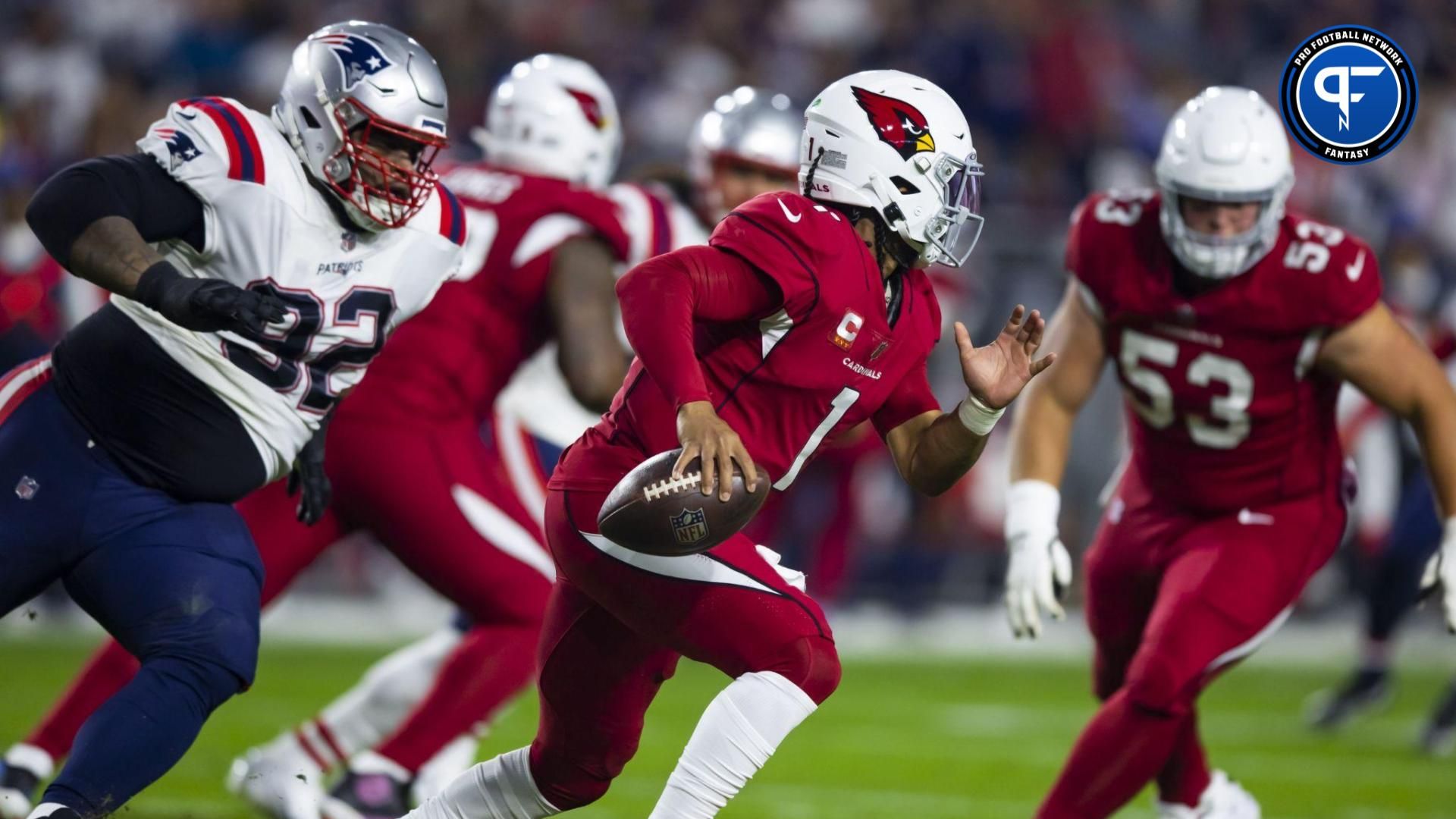 Arizona Cardinals quarterback Kyler Murray (1) against the New England Patriots at State Farm Stadium.