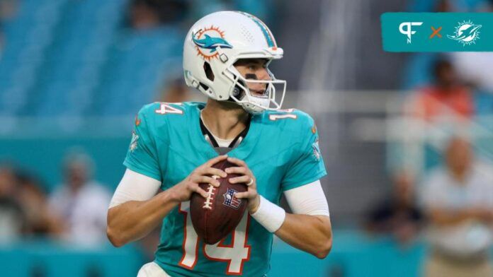 Why Mike White Won Miami Dolphins' QB2 Job Over Skylar Thompson