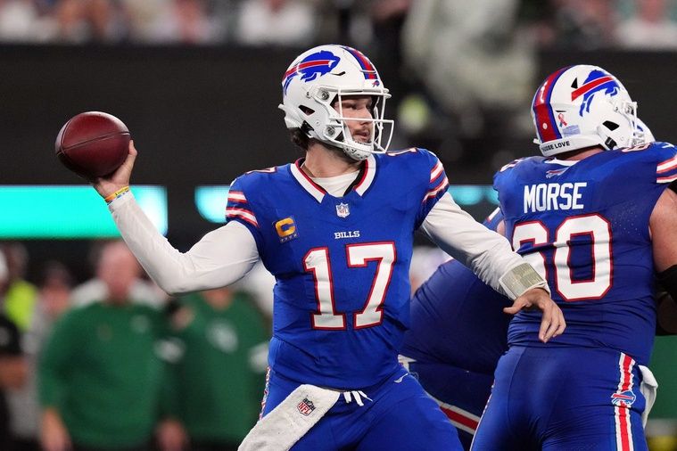 QB Josh Allen passes ball on Monday Night Football.