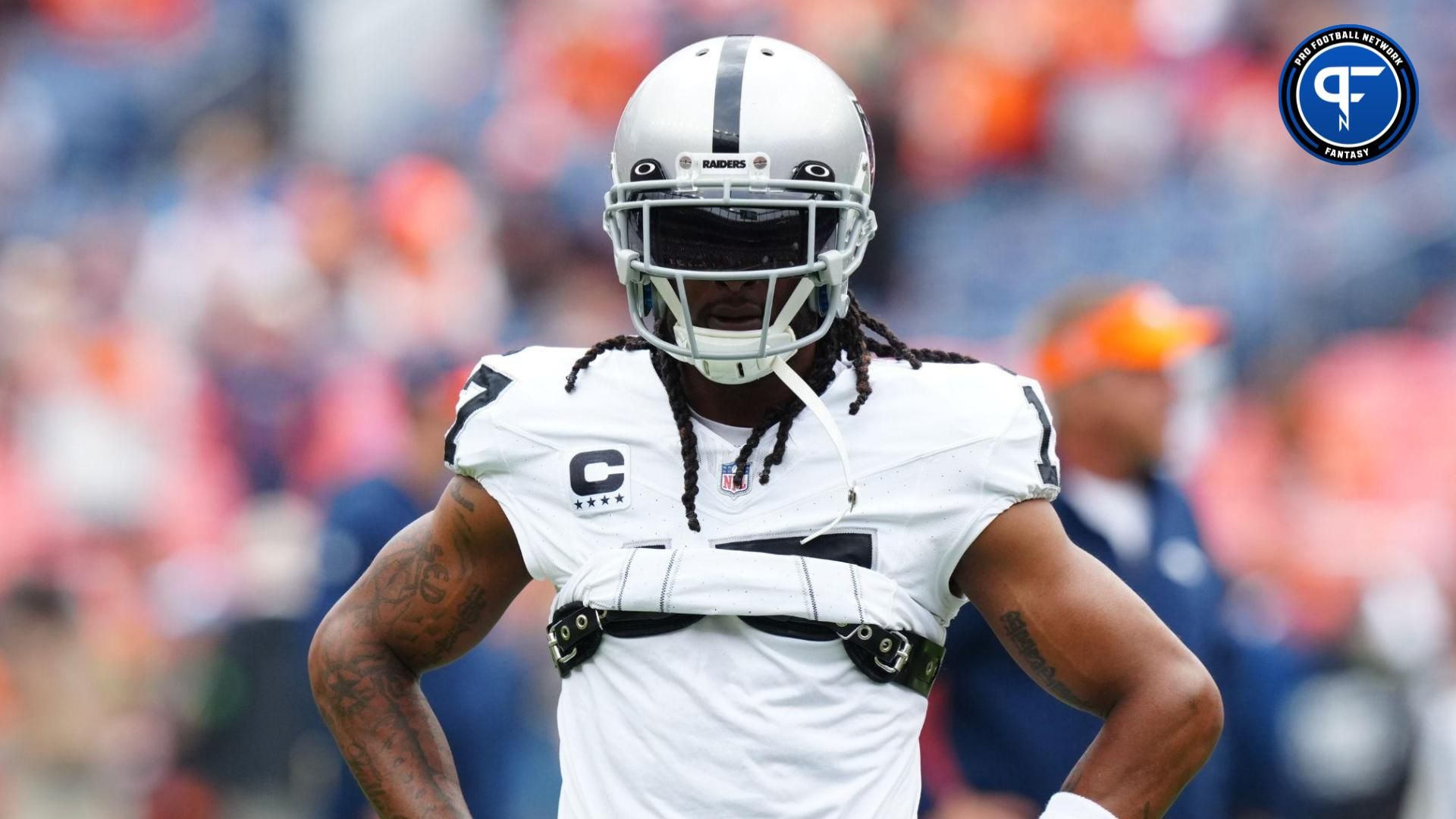 Davante Adams before the game against the Denver Broncos at Empower Field at Mile High.