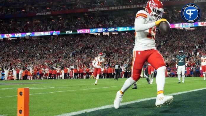 Chiefs WR Kadarius Toney scores TD vs. Eagles.