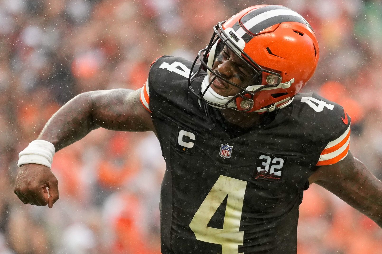 Cleveland Browns QB Deshaun Watson celebrates after a Week 1 2-point conversion.