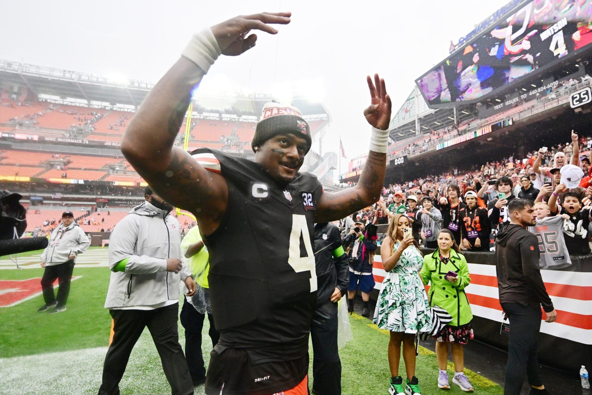 Cleveland Browns QB celebrates after victory over Cincinnati Bengals.