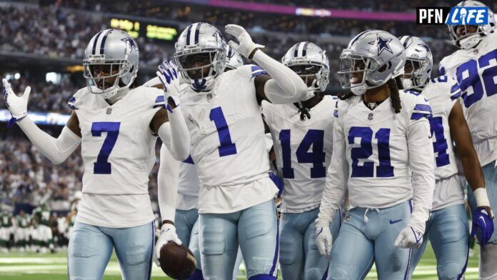 Dallas Cowboys safety Jayron Kearse (1) celebrates making an interception along with his teammates in the fourth quarter against the New York Jets at AT&T Stadium.