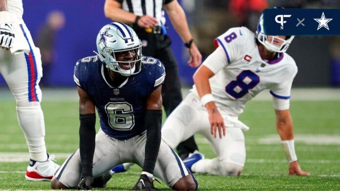 Donovan Wilson (6) reacts to sacking New York Giants quarterback Daniel Jones (8) in the second half.