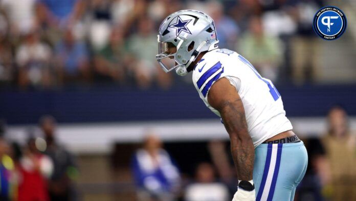 Micah Parsons (11) reacts after making a sack in the first quarter against the New York Jets at AT&T Stadium.