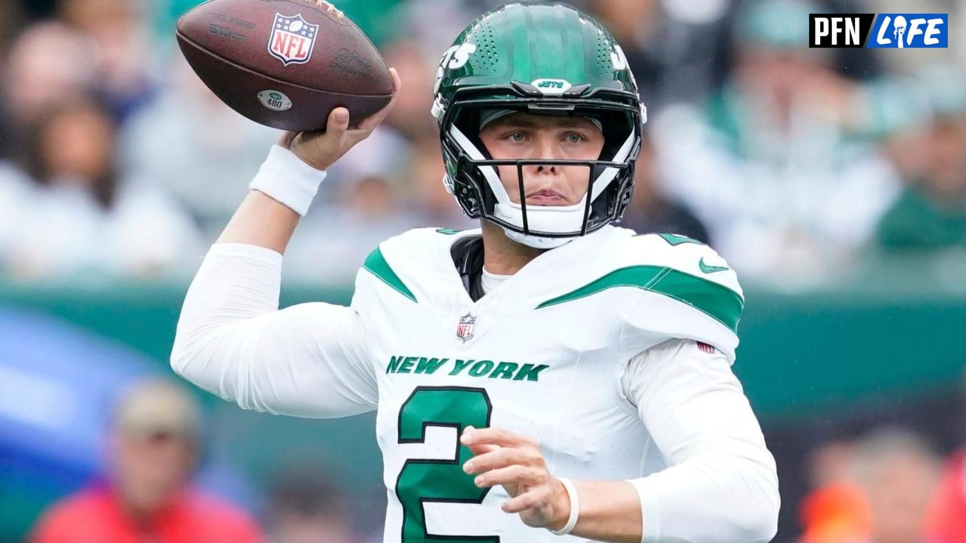 Zach Wilson throws the ball against the New England Patriots in the first half of his team's loss 15-10 loss at MetLife Stadium on Sunday.