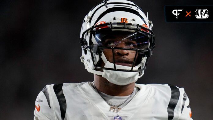 Cincinnati Bengals wide receiver Ja'Marr Chase (1) runs through a route after an incomplete pass in the second quarter of the NFL Week 3 game between the Cincinnati Bengals and the Los Angeles Rams at Paycor Stadium.