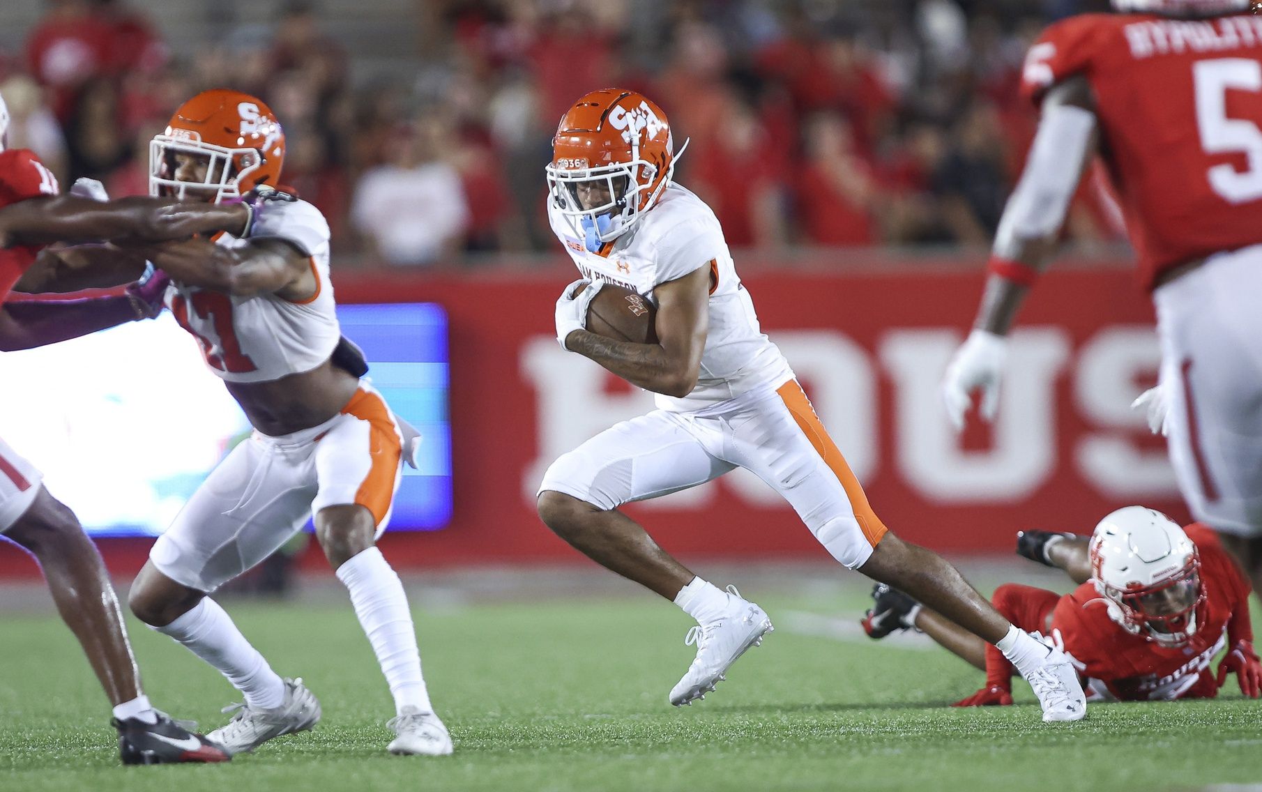 Sam Houston State Bearkats wide receiver Malik Phillips (19) runs with the ball.