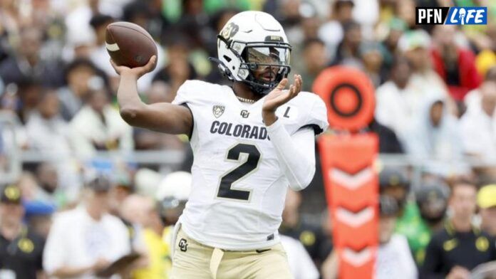 Shedeur Sanders (2) looks to throw during the second half against the Oregon Ducks at Autzen Stadium.