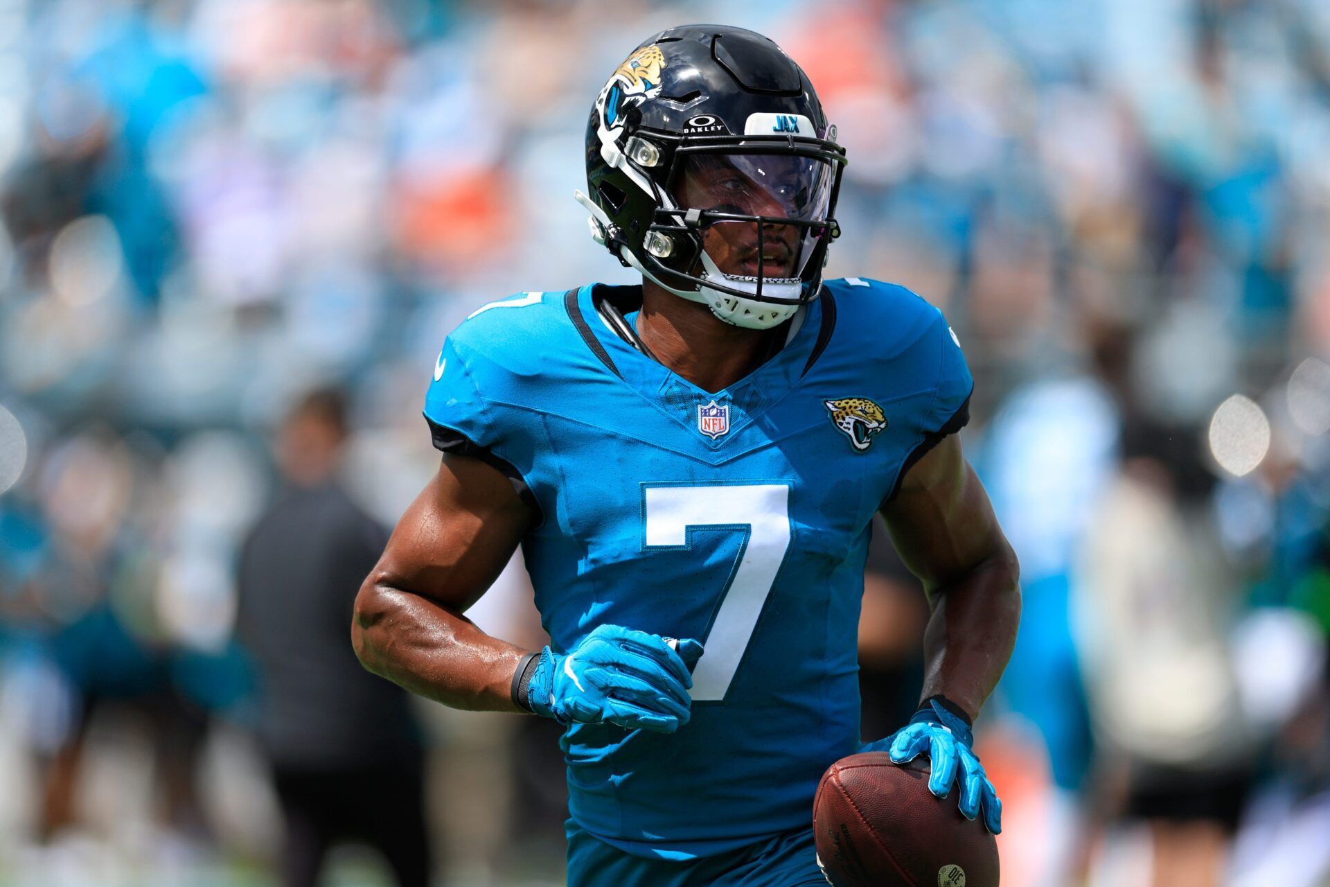 Zay Jones (7) runs to the sideline before a NFL football game Sunday, Sept. 17, 2023 at EverBank Stadium in Jacksonville, Fla.