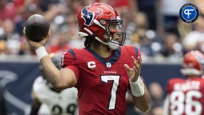 Houston Texans quarterback C.J. Stroud (7) drops back to pass against the Pittsburgh Steelers in the second quarter at NRG Stadium.