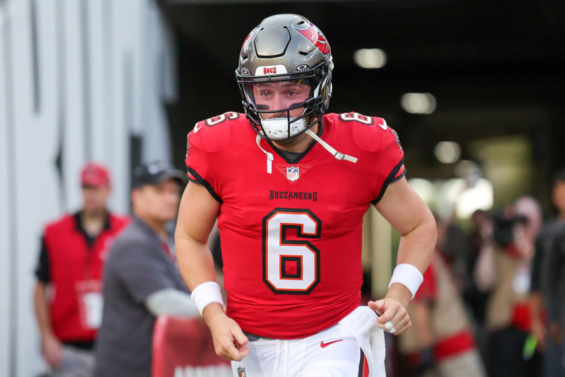 Tampa Bay Buccaneers quarterback Baker Mayfield (6) takes the field for warm ups before a game against the Philadelphia Eaglesat Raymond James Stadium.