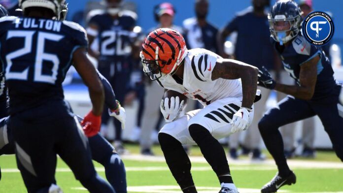 Cincinnati Bengals WR Ja'Marr Chase (1) runs after the catch against Tennessee.