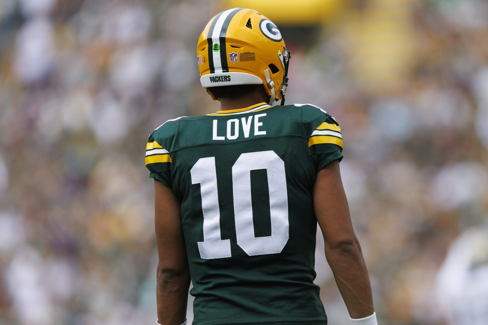 Jordan Love (10) during the game against the New Orleans Saints at Lambeau Field.