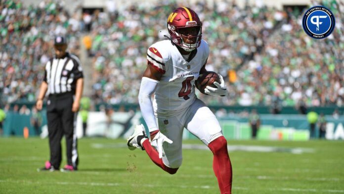 Curtis Samuel (4) scores on a one- yard touchdown run against the Philadelphia Eagles during the first quarter at Lincoln Financial Field.