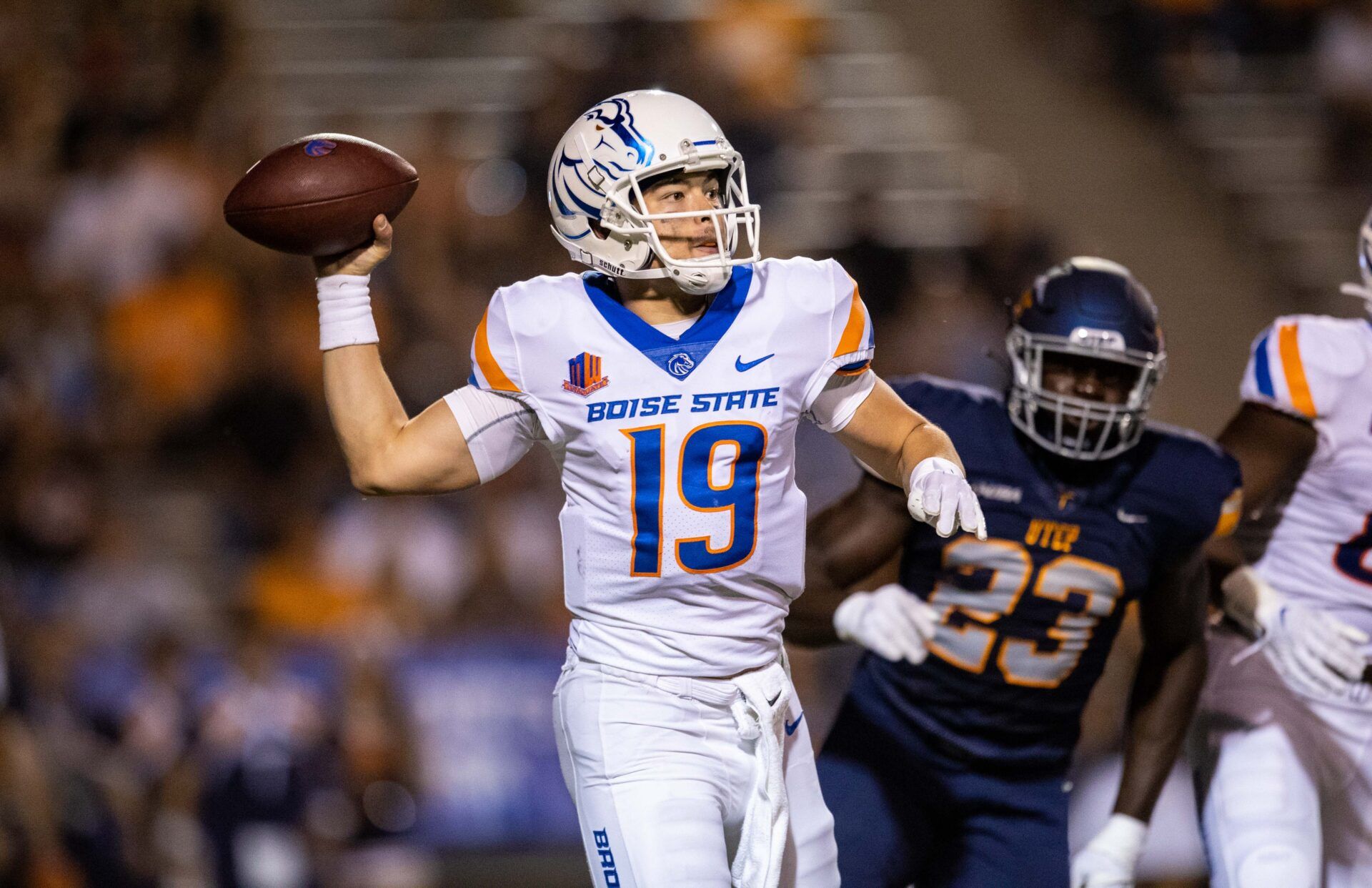 Boise State quarterback Hank Bachmeier (19) against the UTEP Miners defense in the first half at Sun Bowl.