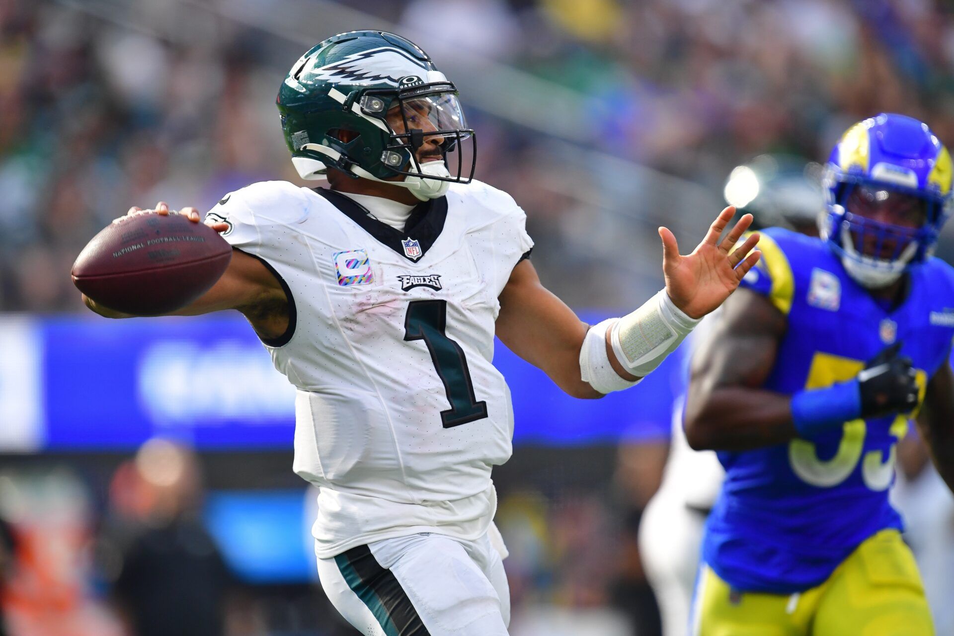 Philadelphia Eagles QB Jalen Hurts (1) throws a pass against the Los Angeles Rams.