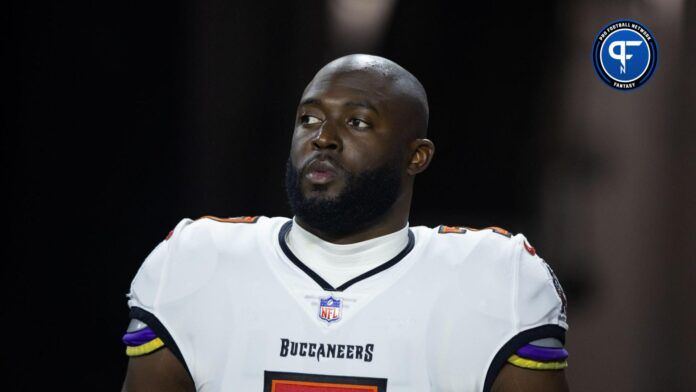 Tampa Bay Buccaneers running back Leonard Fournette (7) against the Arizona Cardinals at State Farm Stadium.