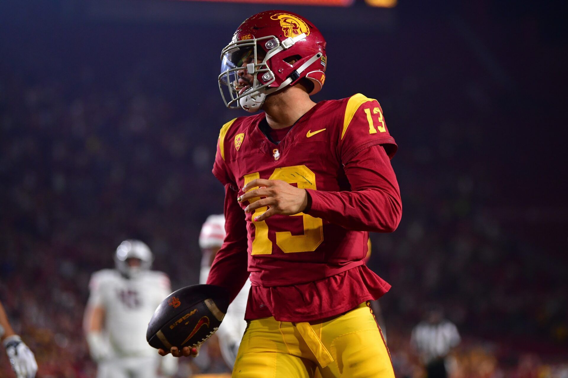 USC Trojans QB Caleb Williams (13) celebrates a touchdown against Arizona.