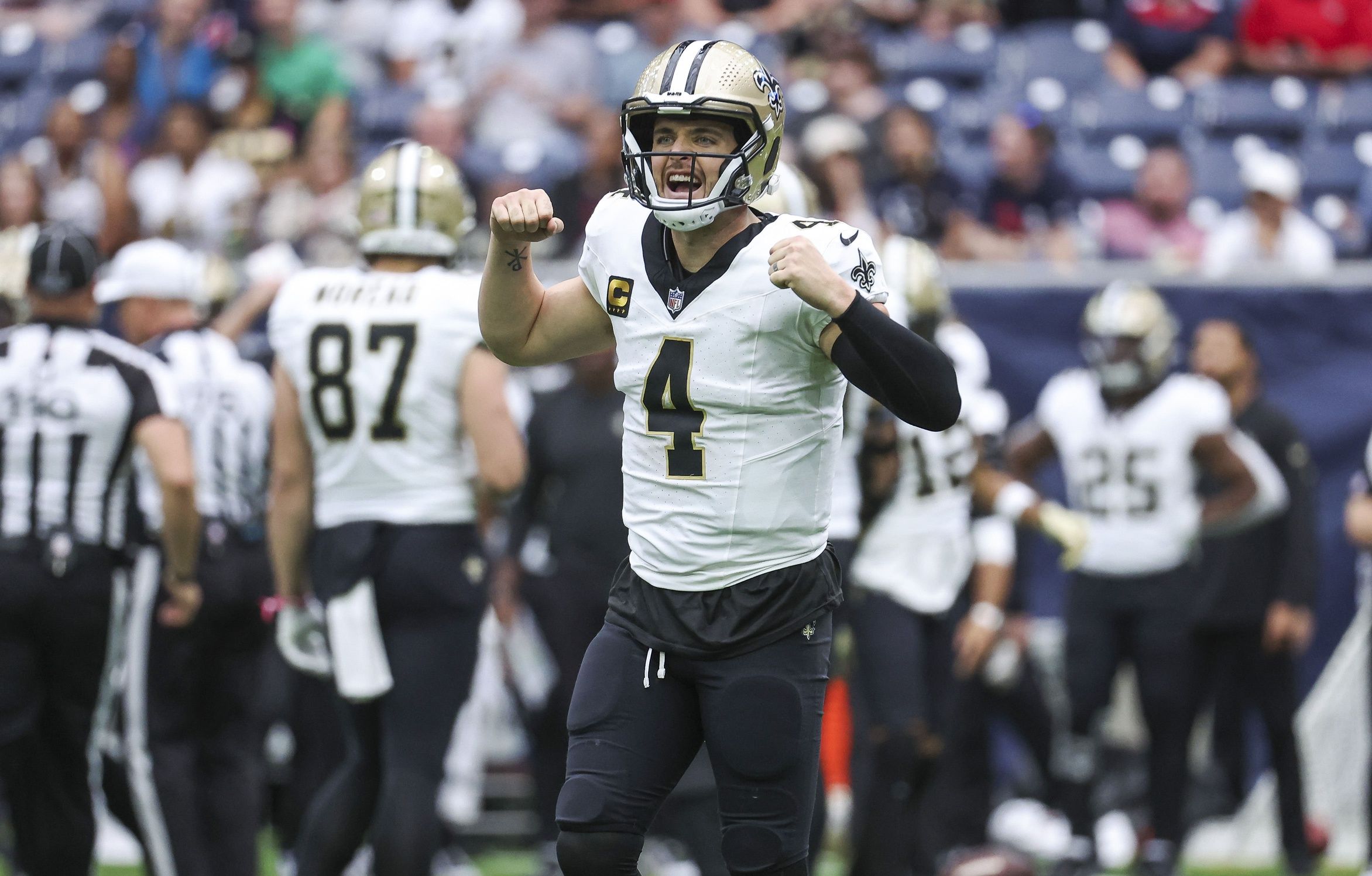 Derek Carr (4) reacts after a play during the third quarter against the Houston Texans at NRG Stadium.