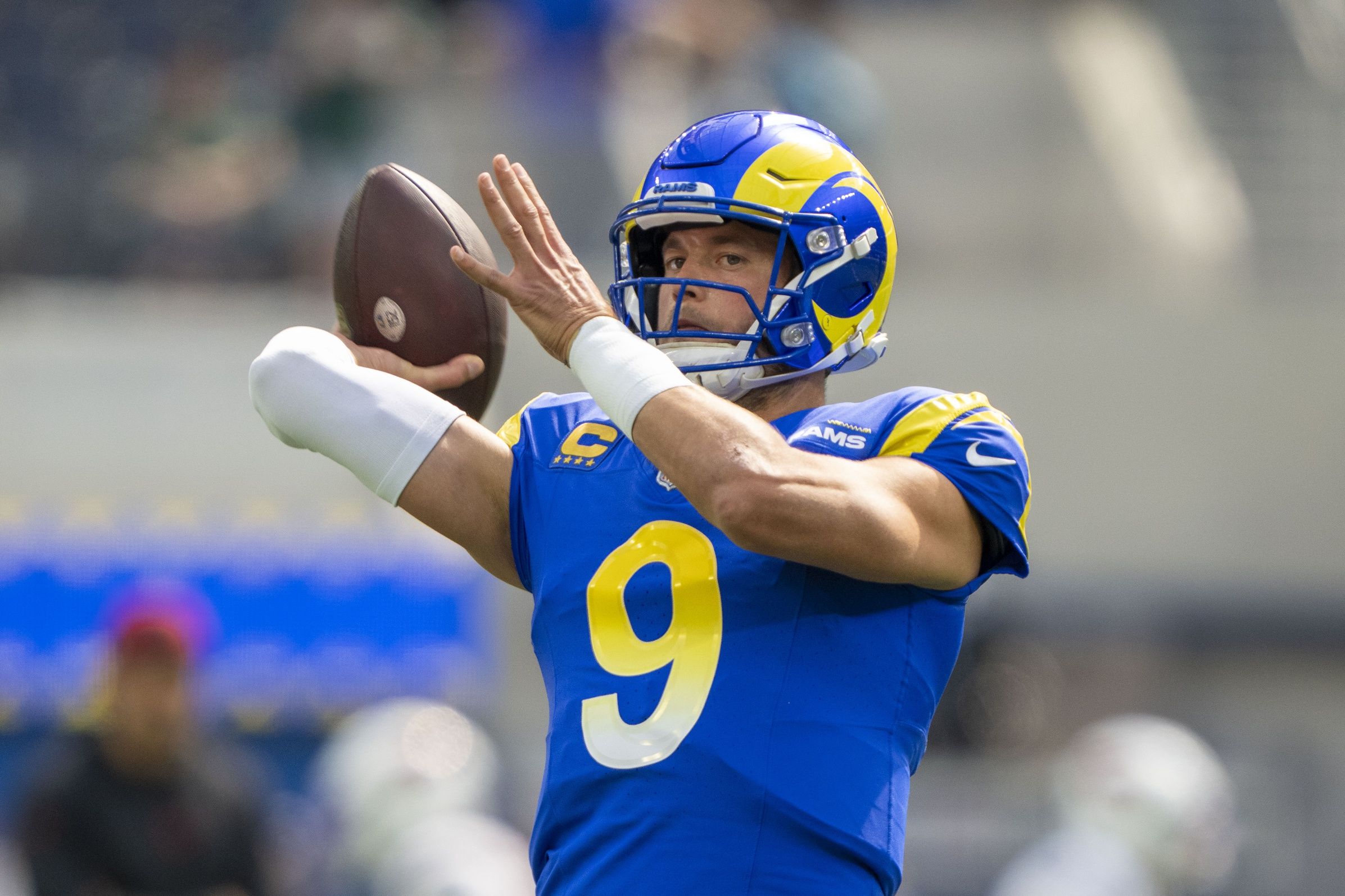 Matthew Stafford (9) warms up before the game against the Arizona Cardinals at SoFi Stadium.