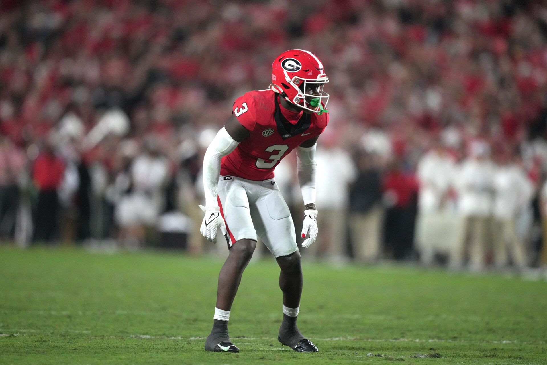 Kamari Lassiter (3) against the UAB Blazers in the second half at Sanford Stadium.