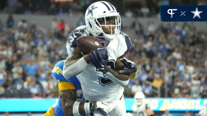 Brandin Cooks (3) catches a 2-yard touchdown pass in the fourth quarter against Los Angeles Chargers safety Dean Marlowe (20) at SoFi Stadium.