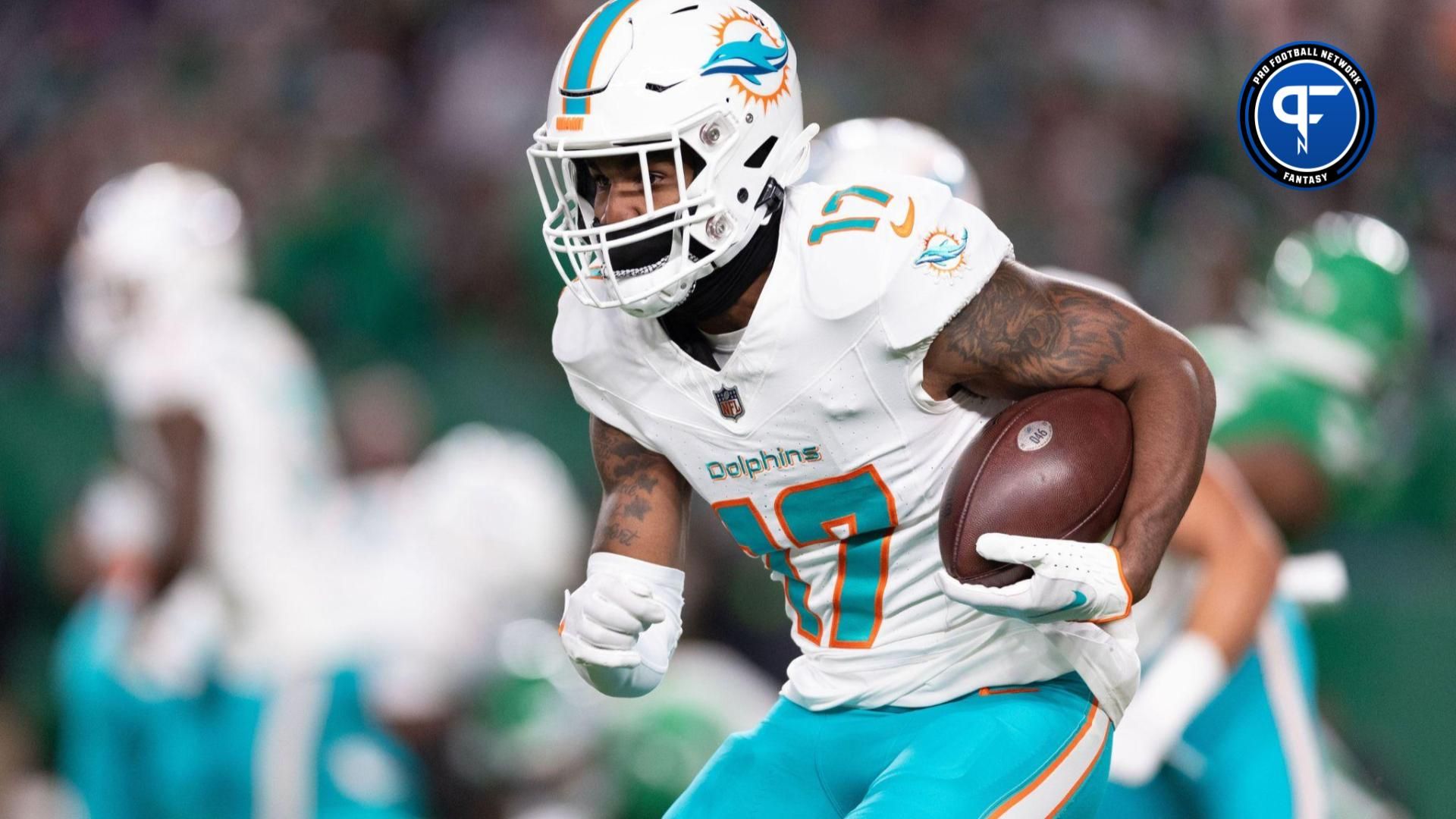 Miami Dolphins WR Jaylen Waddle (17) runs with the ball against the Philadelphia Eagles.