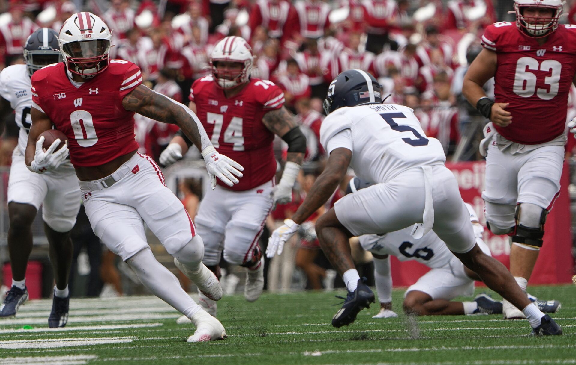 Wisconsin running back Braelon Allen (0) runs for 32 yards during the third quarter of their game September 16, 2023 at Camp Randall Stadium in Madison, Wis. Wisconsin beat Georgia Southern 35-14.