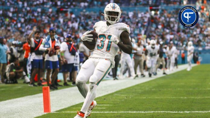 Raheem Mostert (31) scores a touchdown against the Carolina Panthers during the second quarter at Hard Rock Stadium.