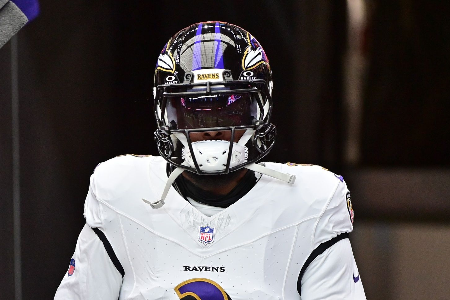 Odell Beckham Jr. (3) looks on prior to the game against the Arizona Cardinals at State Farm Stadium.