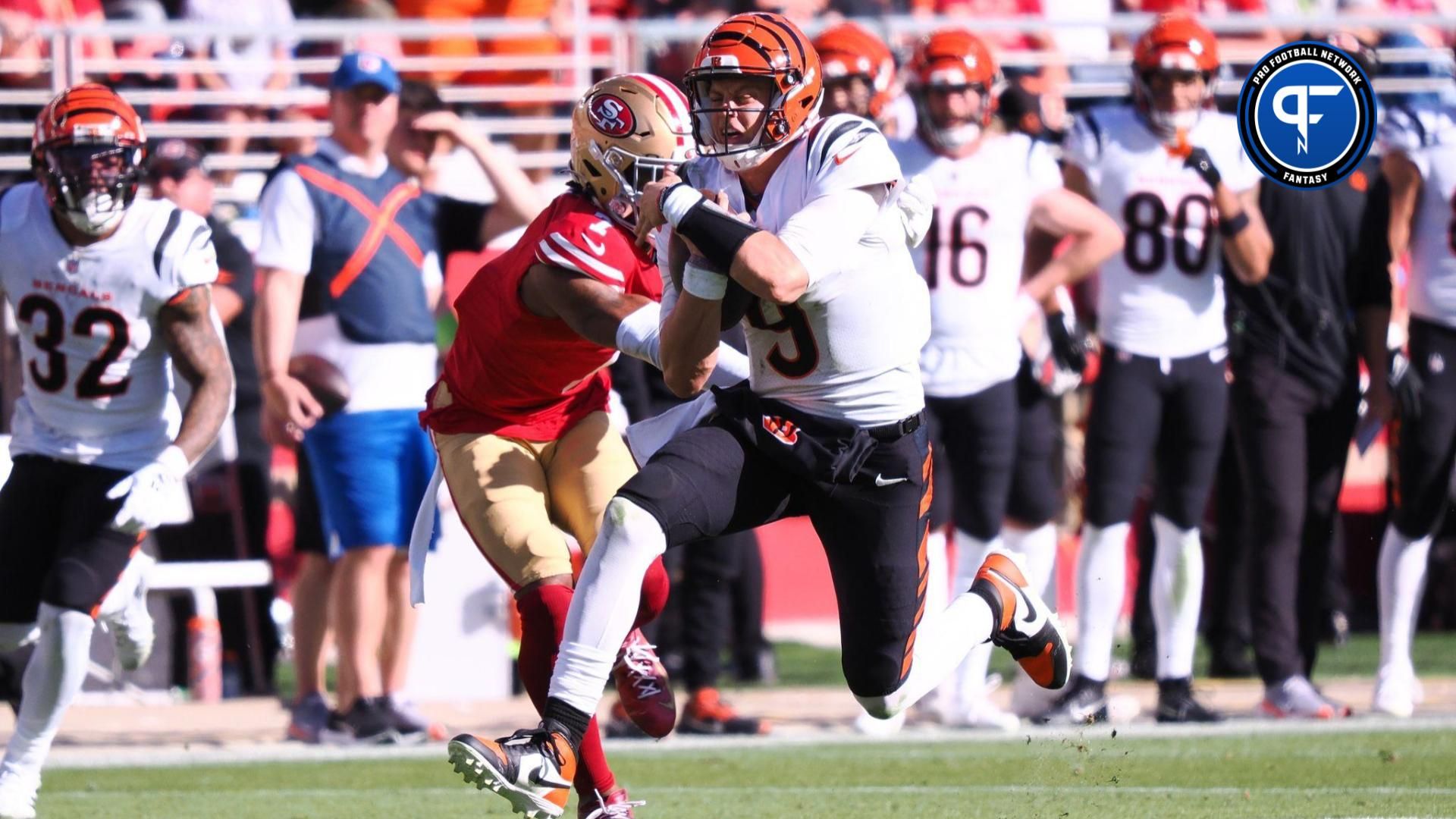 Cincinnati Bengals QB Joe Mixon (9) runs the ball against the San Francisco 49ers.