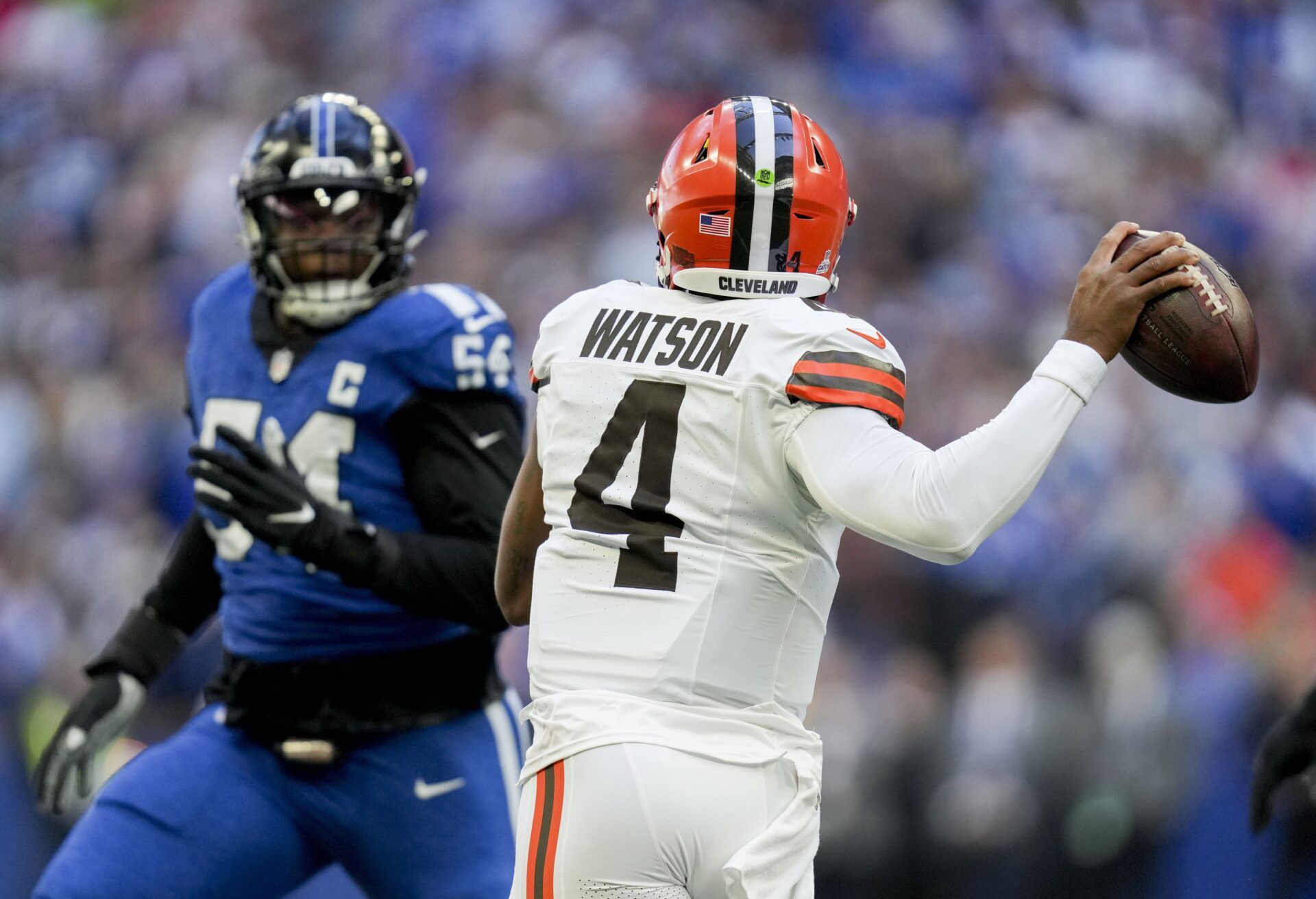 Cleveland Browns quarterback Deshaun Watson (4) looks to throw downfield during a game against the Indianapolis Colts at Lucas Oil Stadium.