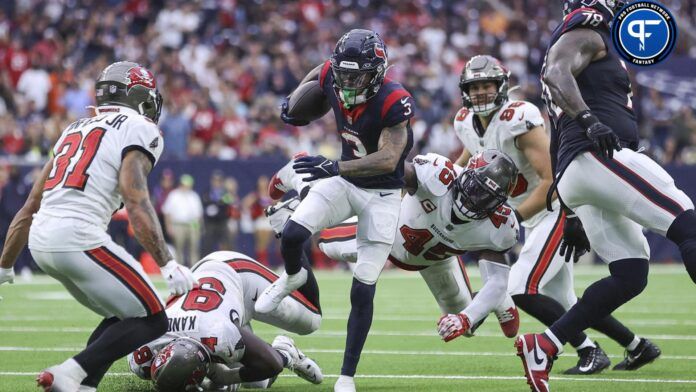 Houston Texans wide receiver Tank Dell (3) runs with the ball during the fourth quarter against the Tampa Bay Buccaneers.