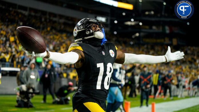 Diontae Johnson (18) celebrates his touchdown against the Tennessee Titans during the fourth quarter.