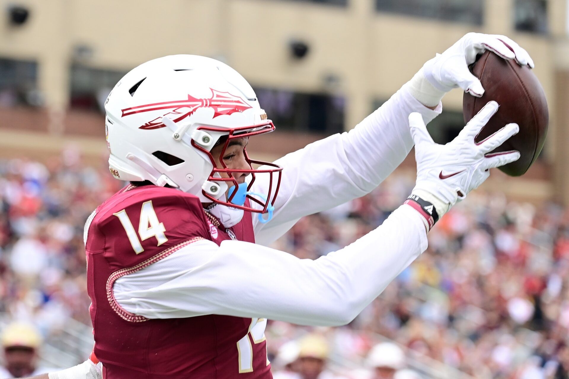 Florida State WR Johnny Wilson (14) makes a catch against Boston College.