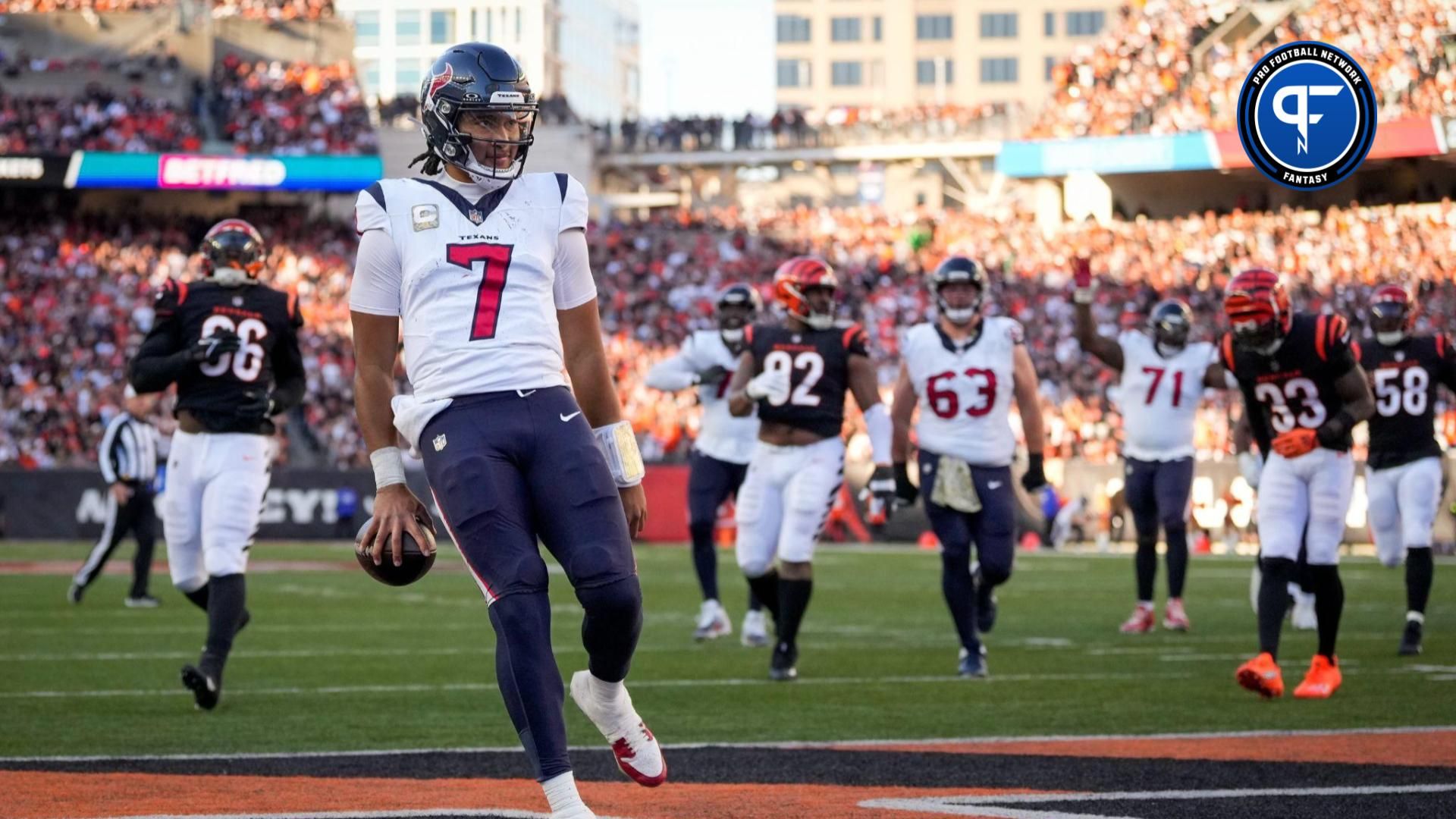 Houston Texans QB C.J. Stroud (7) runs into the end zone for a TD against the Cincinnati Bengals.
