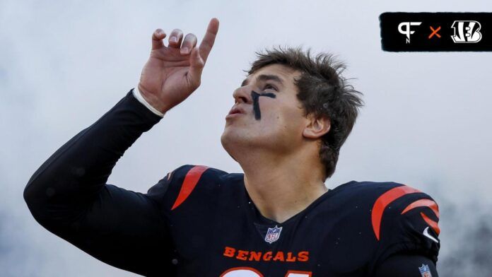 Trey Hendrickson (91) runs onto the field before the game against the Houston Texans at Paycor Stadium.