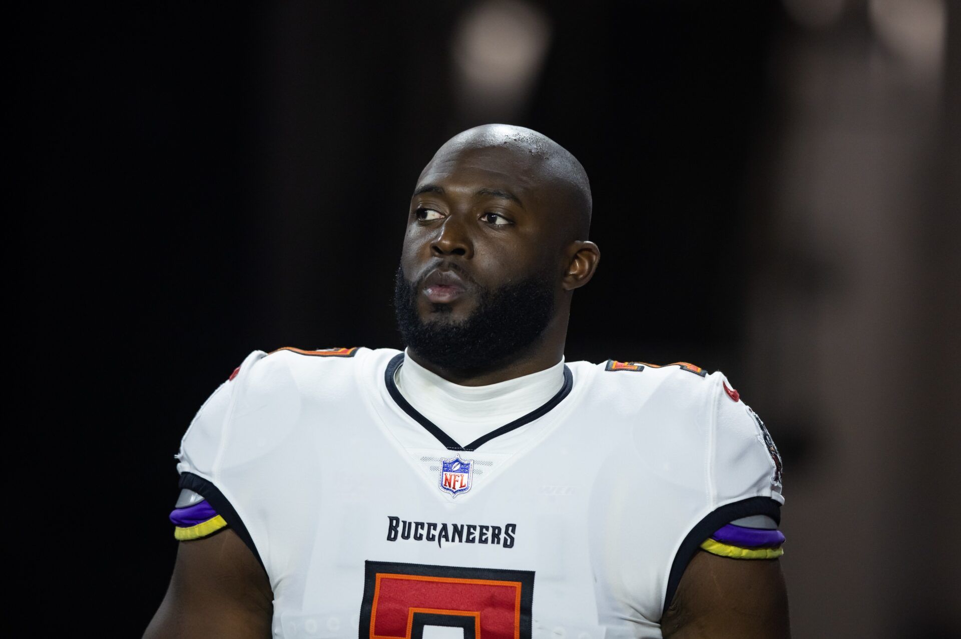 Tampa Bay Buccaneers running back Leonard Fournette (7) against the Arizona Cardinals at State Farm Stadium.