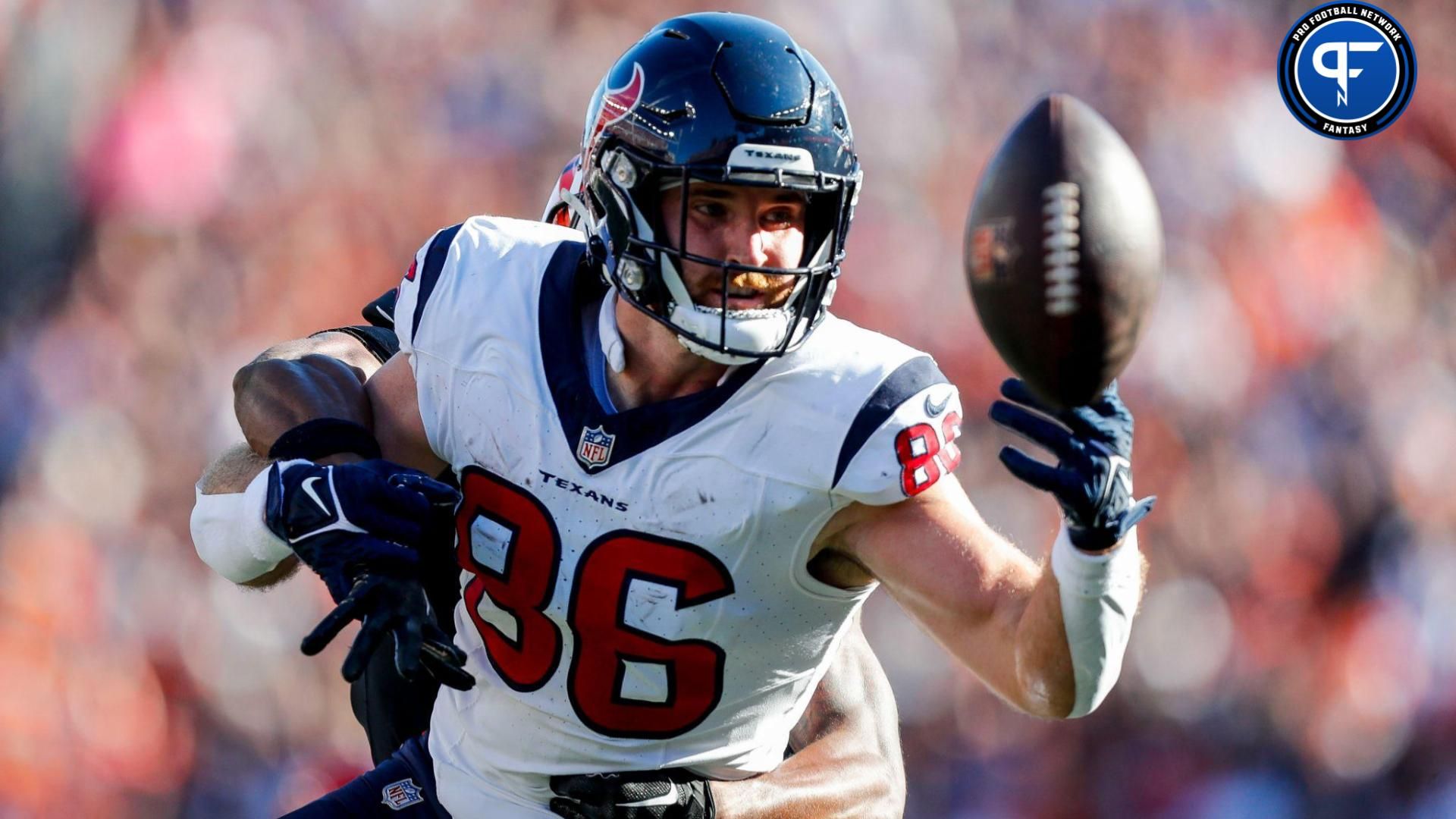 Houston Texans tight end Dalton Schultz (86) attempts to catch a pass against Cincinnati Bengals safety Dax Hill (23) in the first half at Paycor Stadium.