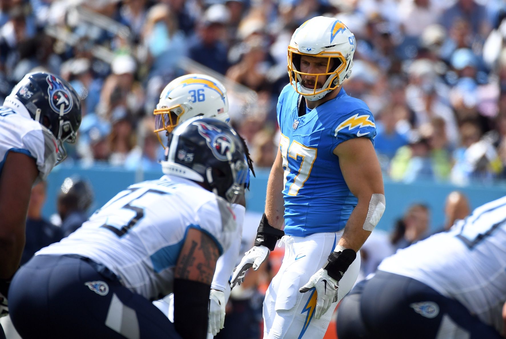 Los Angeles Chargers LB Joey Bosa (97) lines up against the Tennessee Titans.