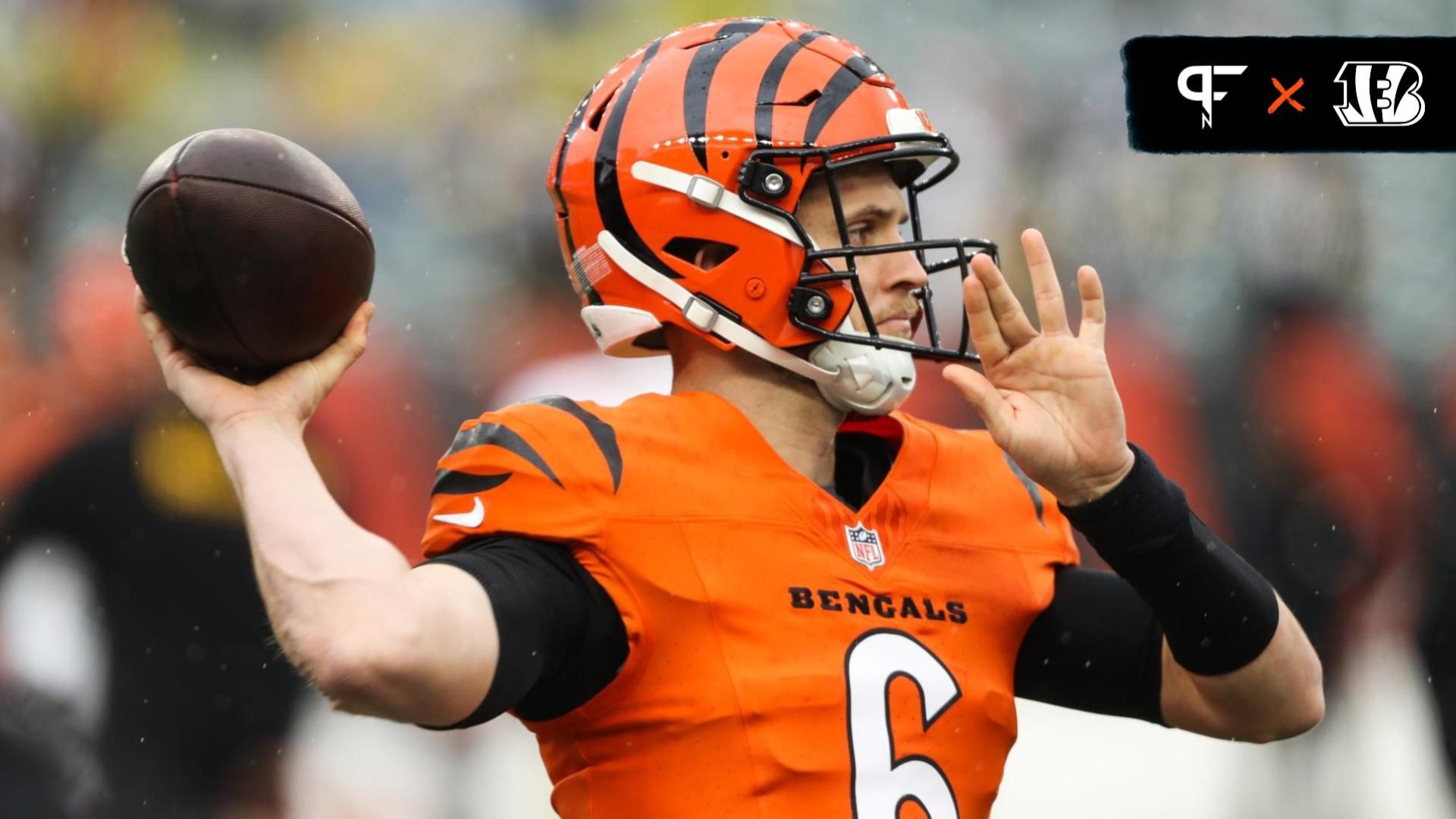 Cincinnati Bengals quarterback Jake Browning (6) warms up before the game against the Pittsburgh Steelers at Paycor Stadium.