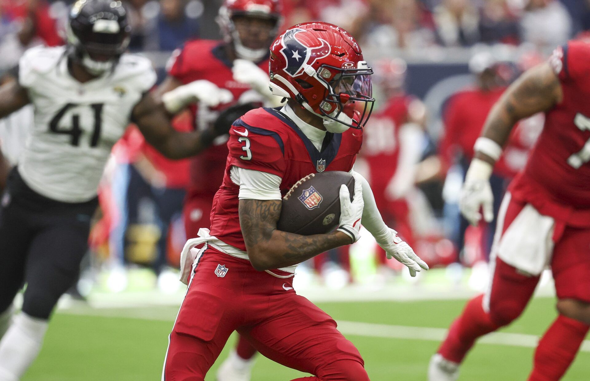 Houston Texans WR Tank Dell (3) runs with the ball against the Jacksonville Jaguars.