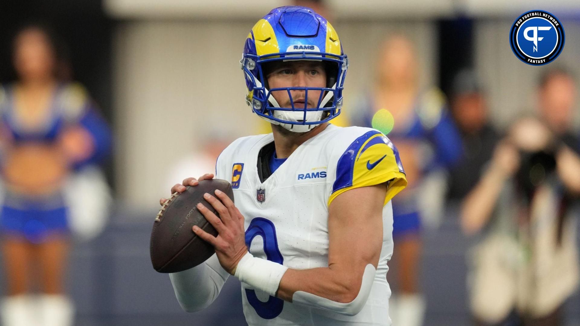 Los Angeles Rams quarterback Matthew Stafford (9) throws the ball against the Cleveland Browns in the first half at SoFi Stadium.