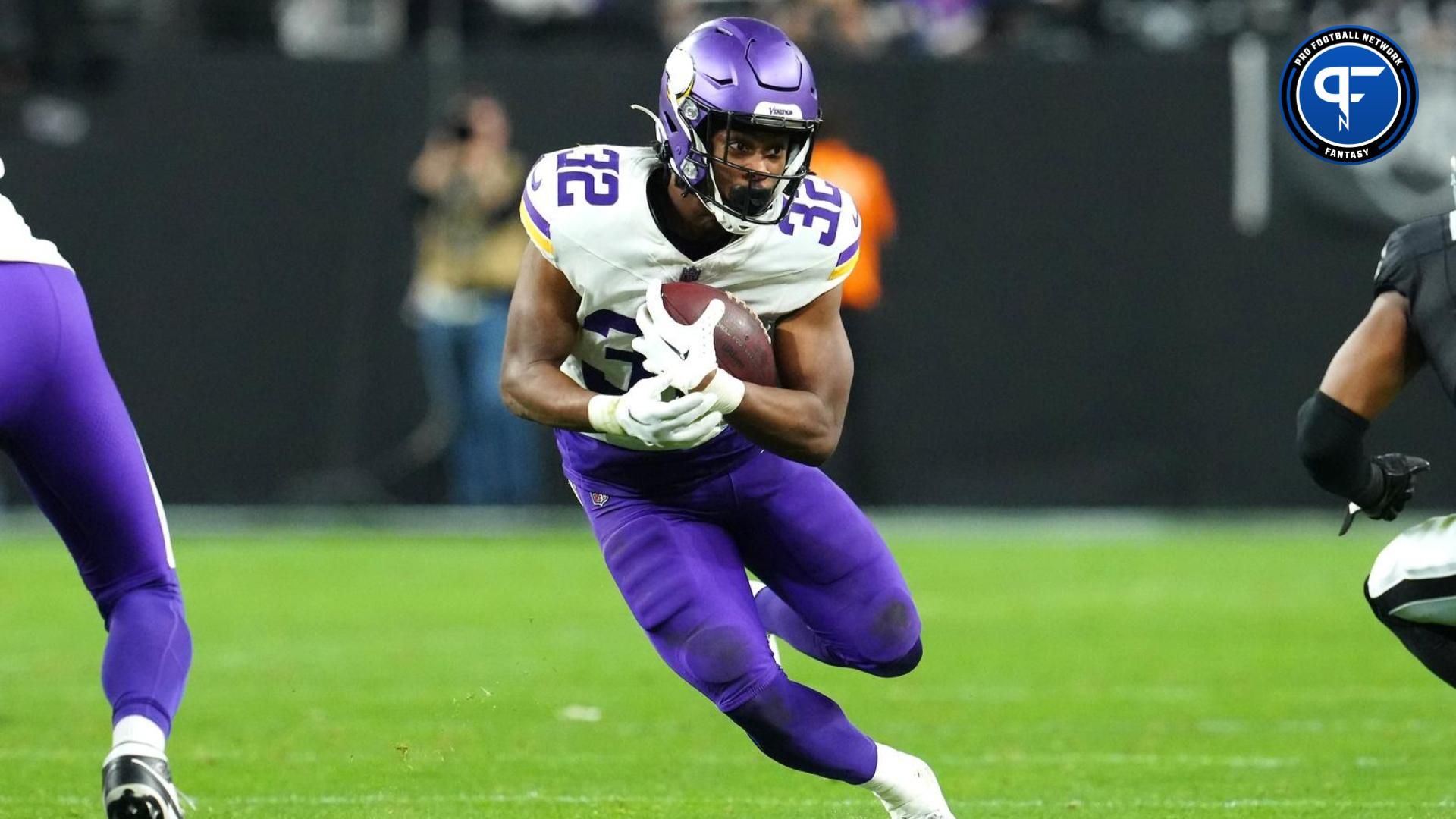 Minnesota Vikings running back Ty Chandler could be a fantasy football playoff stash.